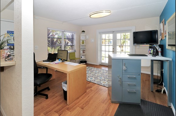 Greenway Apartments 3890 Dr Sarasota Fl Café Sarasota Photo Gallery 1