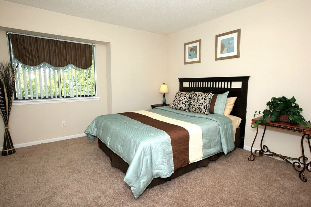 The Hampton at Coral Ridge Apartments in Coralville, IA