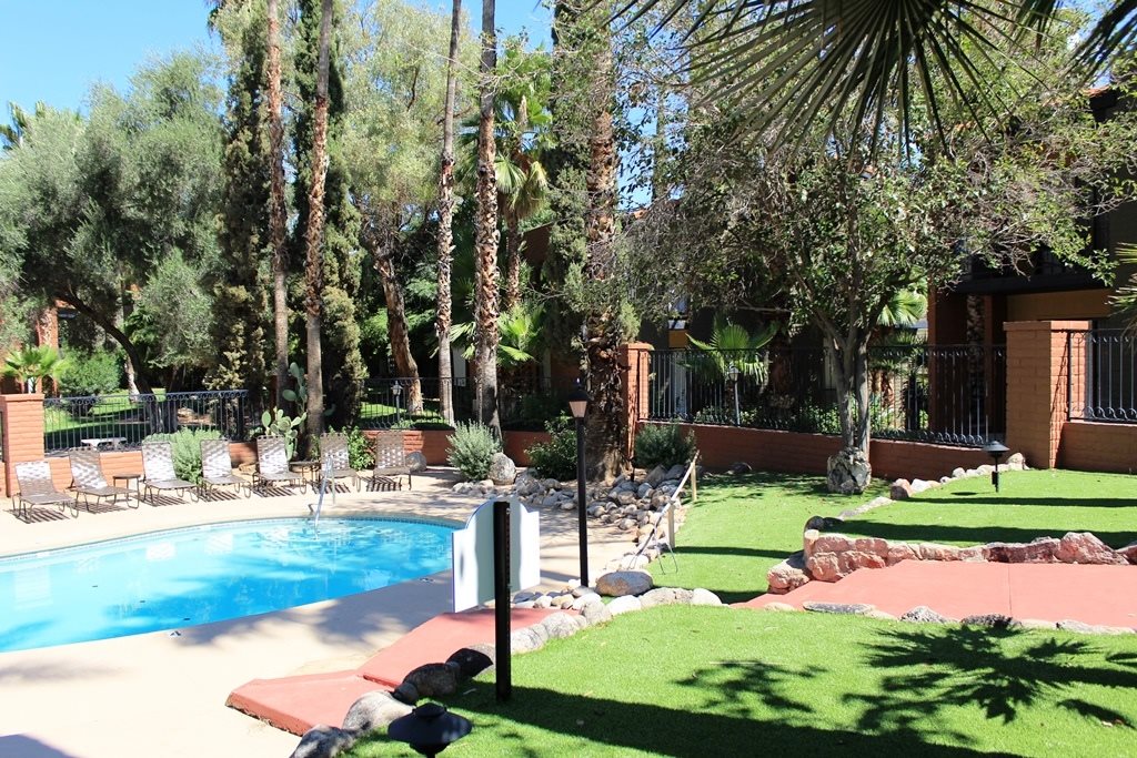 Mission Palms photogallery 19
