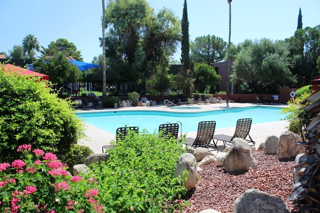 Mission Palms photogallery 1