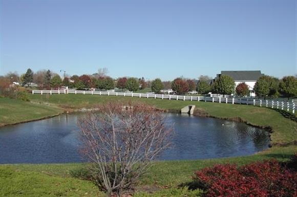 Apartments in Centerville | Ashton Glen