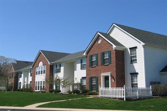 Apartments in Centerville | Ashton Glen