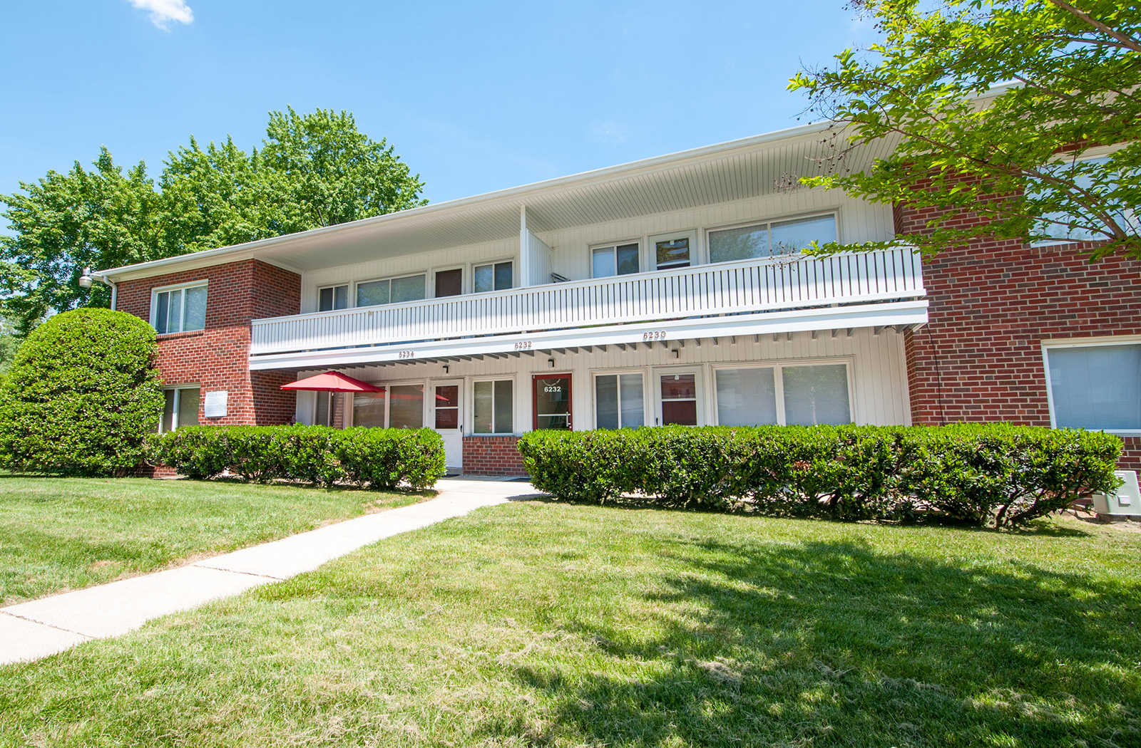 Cheswolde, Baltimore Falls Village Apartments