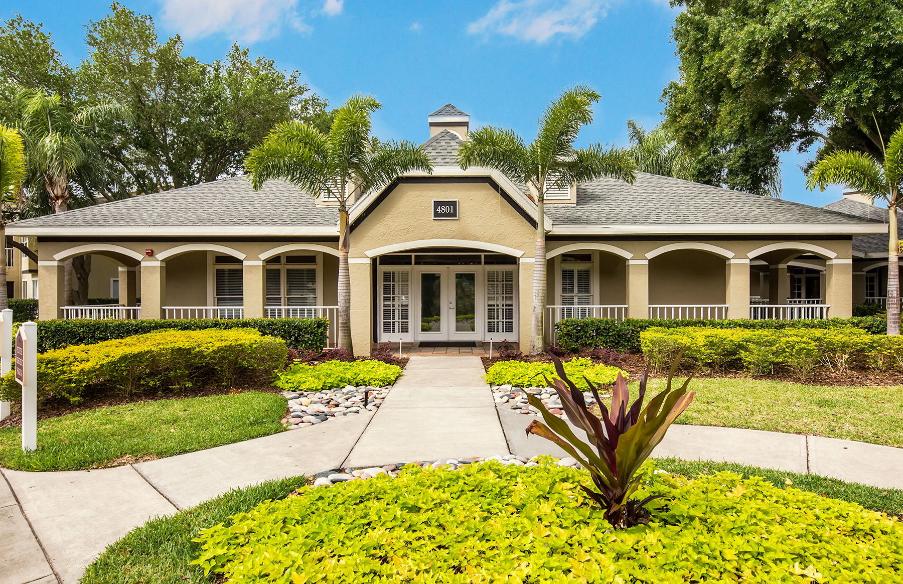 Sawgrass Cove Apartments in Bradenton, FL