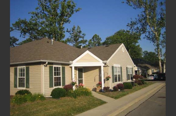 Creekside Villas Apartments 5282 Cobblegate Drive