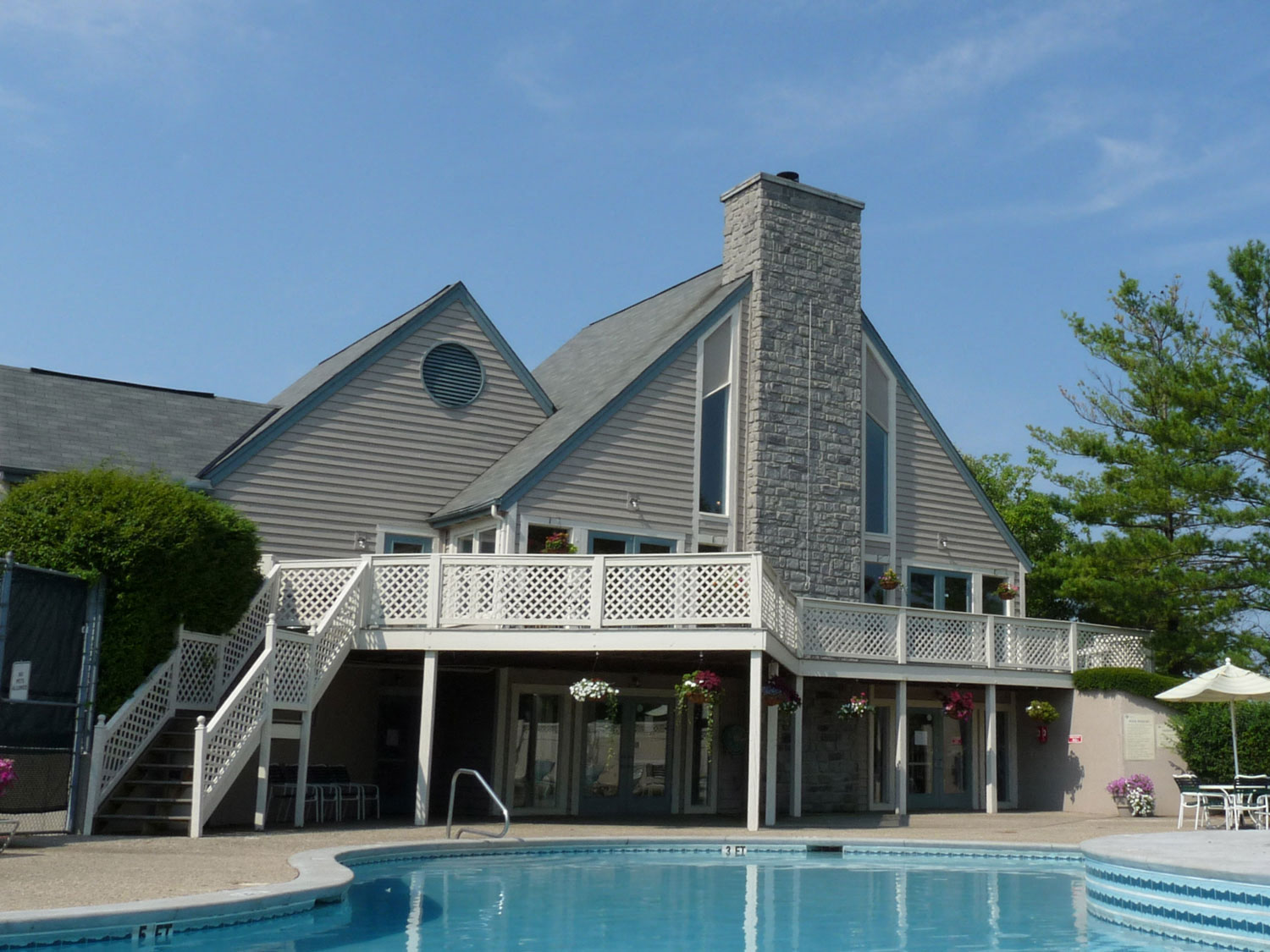 Normandy Club Apartments in Centerville, OH