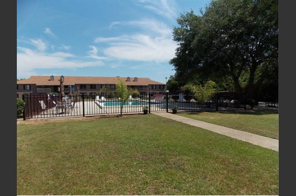 Ember Ridge Apartments, 4710 Prieto Dr., Pensacola, FL - RENTCafé