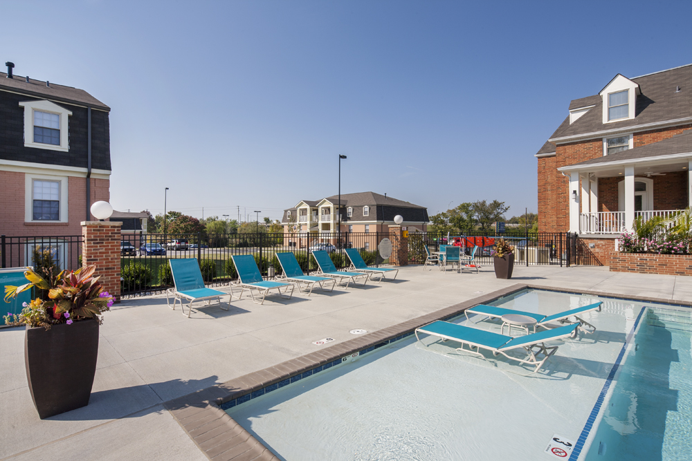 300 at the Circle Apartments in Lexington, KY