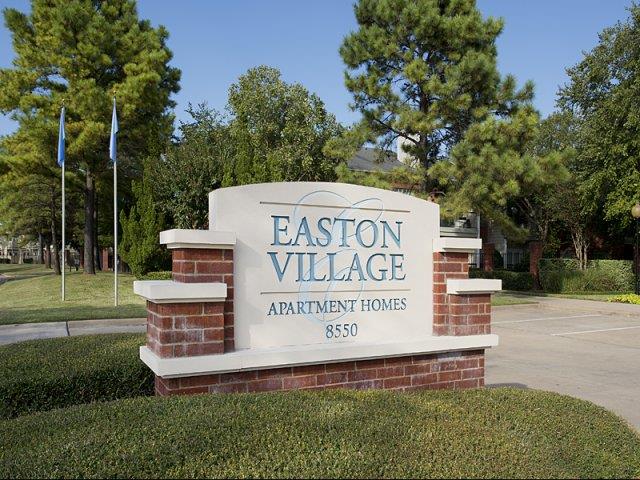Easton Village Apartments (Houston, TX) from 986 RENTCafé