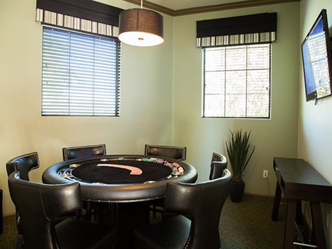 Community Lounge at ALARA Links at Westridge Apartment Homes, 25330 Silver Aspen Way