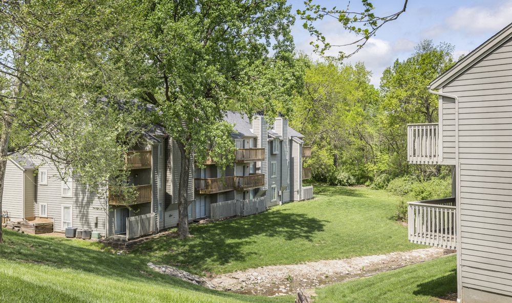 The Retreat at Woodlands Apartments Apartments in Kansas City, MO