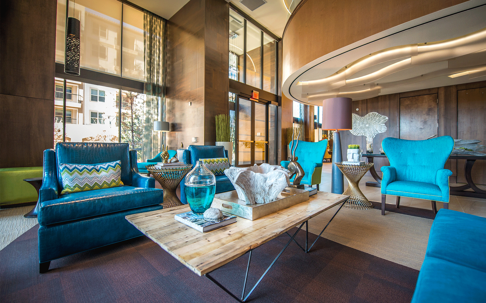 Rent Luxury Uptown, Dallas Apartments The Taylor