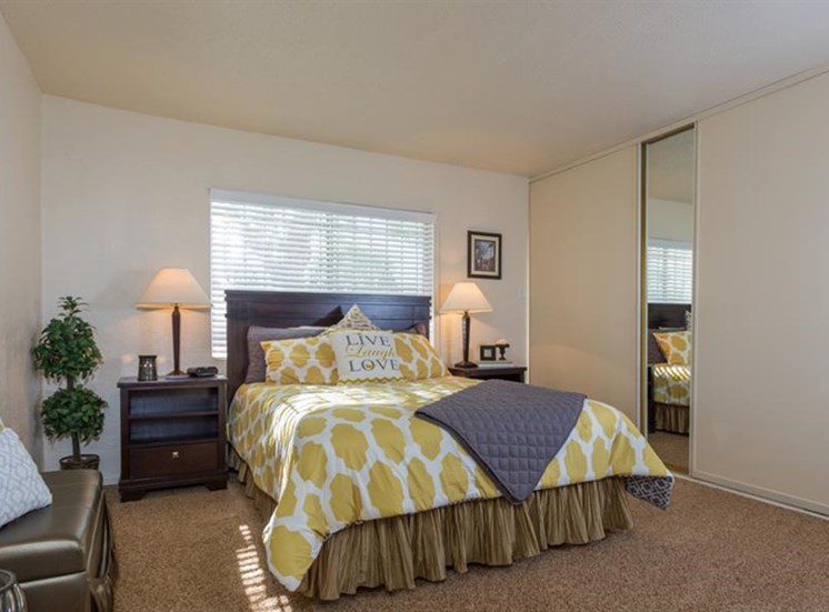 Live in Cozy Bedrooms at The Towers Apartments, Albuquerque, 87109