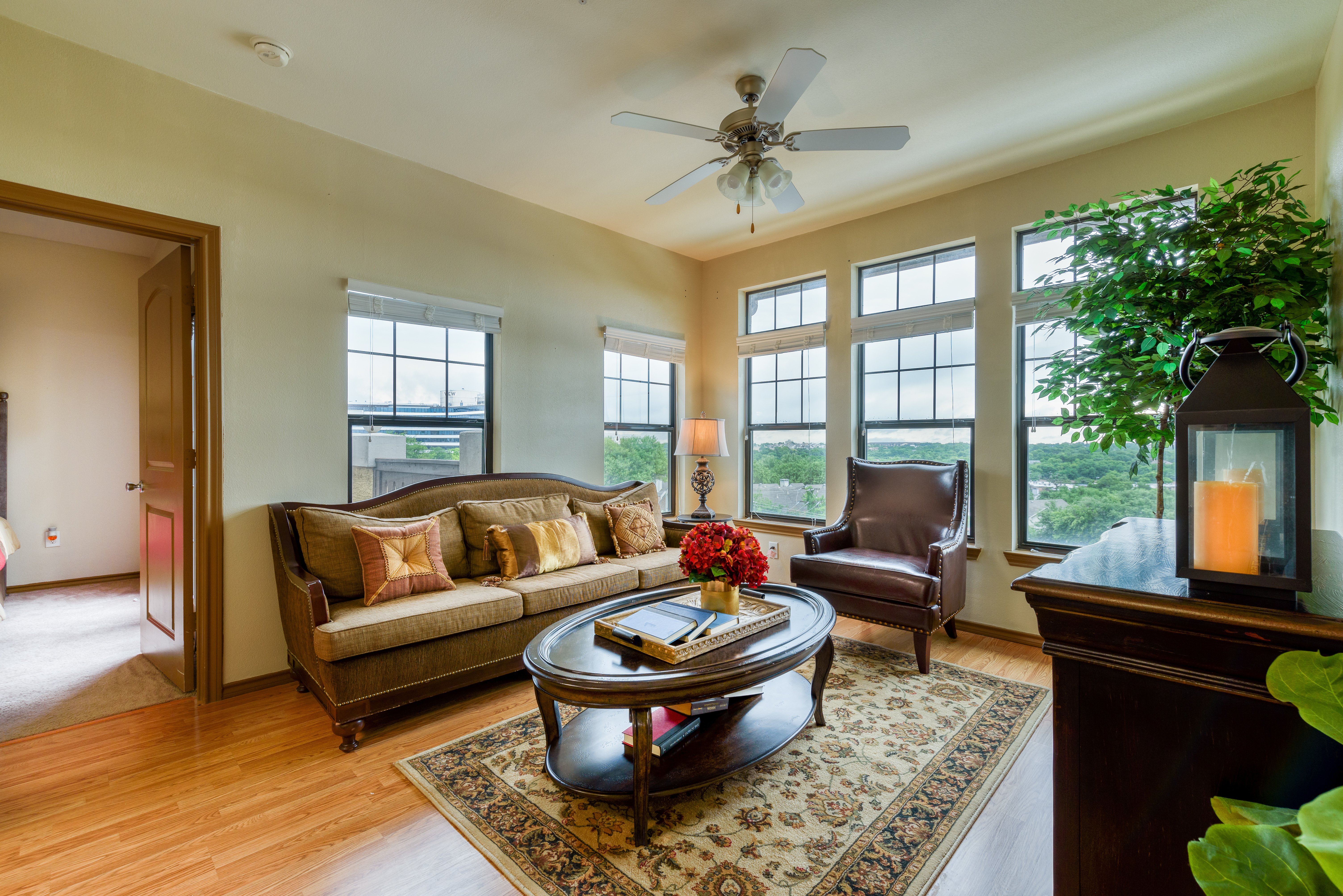 One of our luxurious living rooms with a beautiful view.