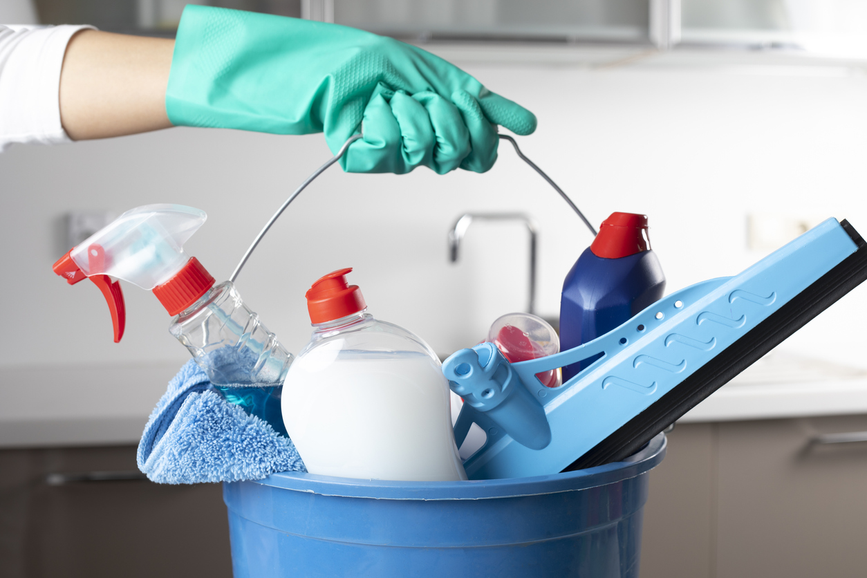tips on keeping your apartment clean and virus-free