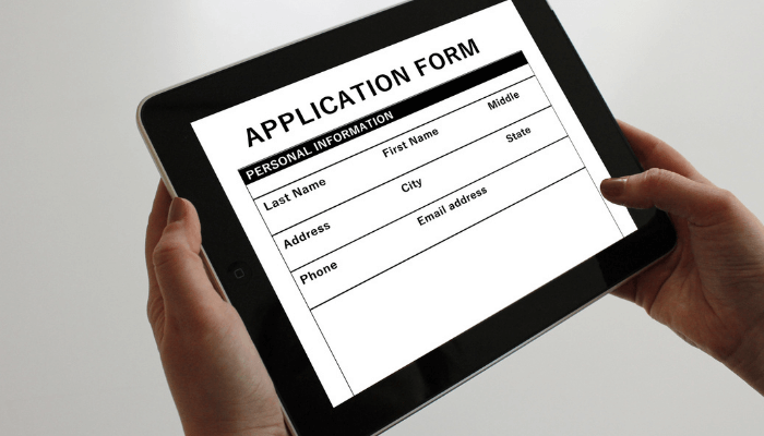 online application for renting an apartment