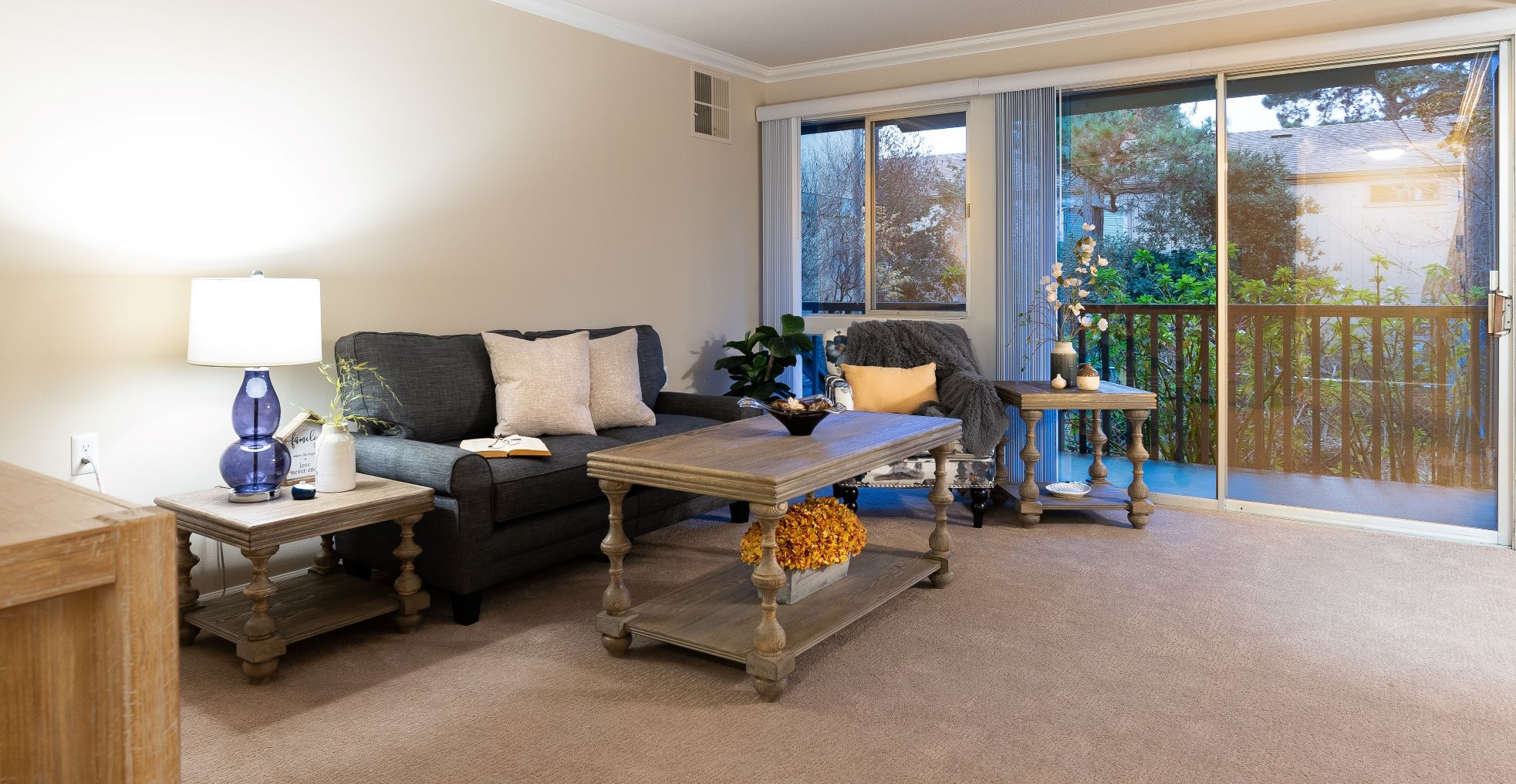 Feel right at home in our cozy apartments at The Park Lane. 