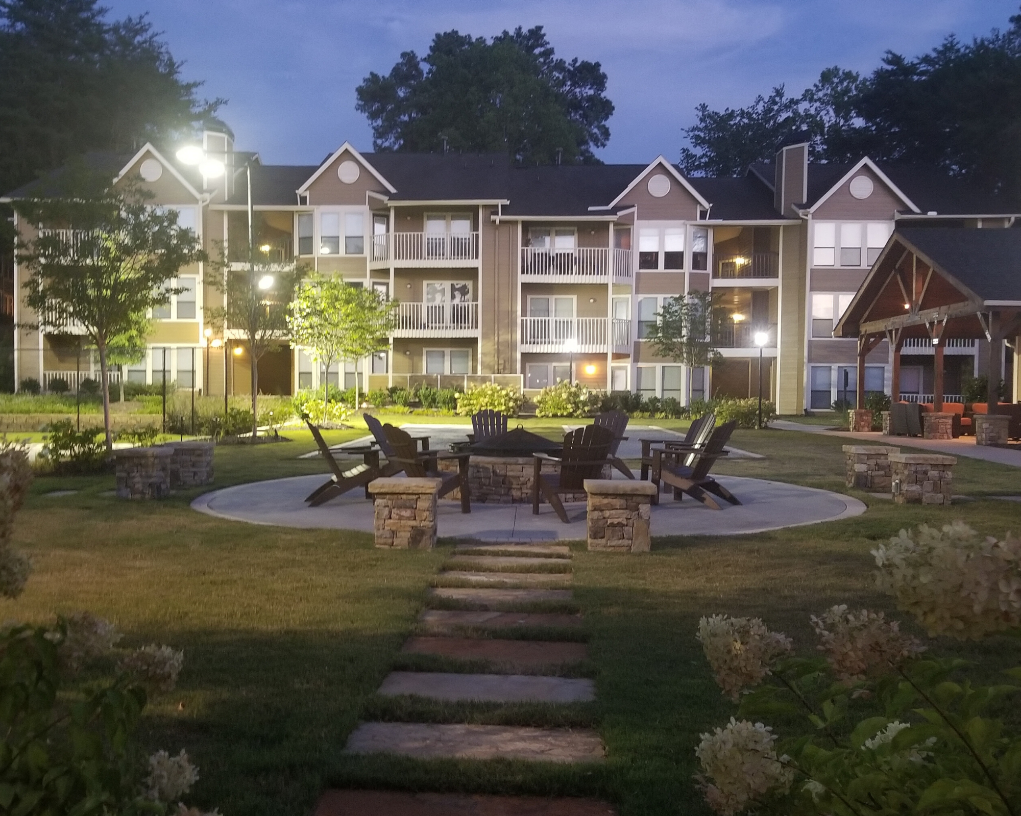The Arbors at Breckinridge Apartments FirePit in Duluth, GA