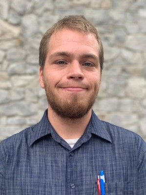 Josh Landrum headshot