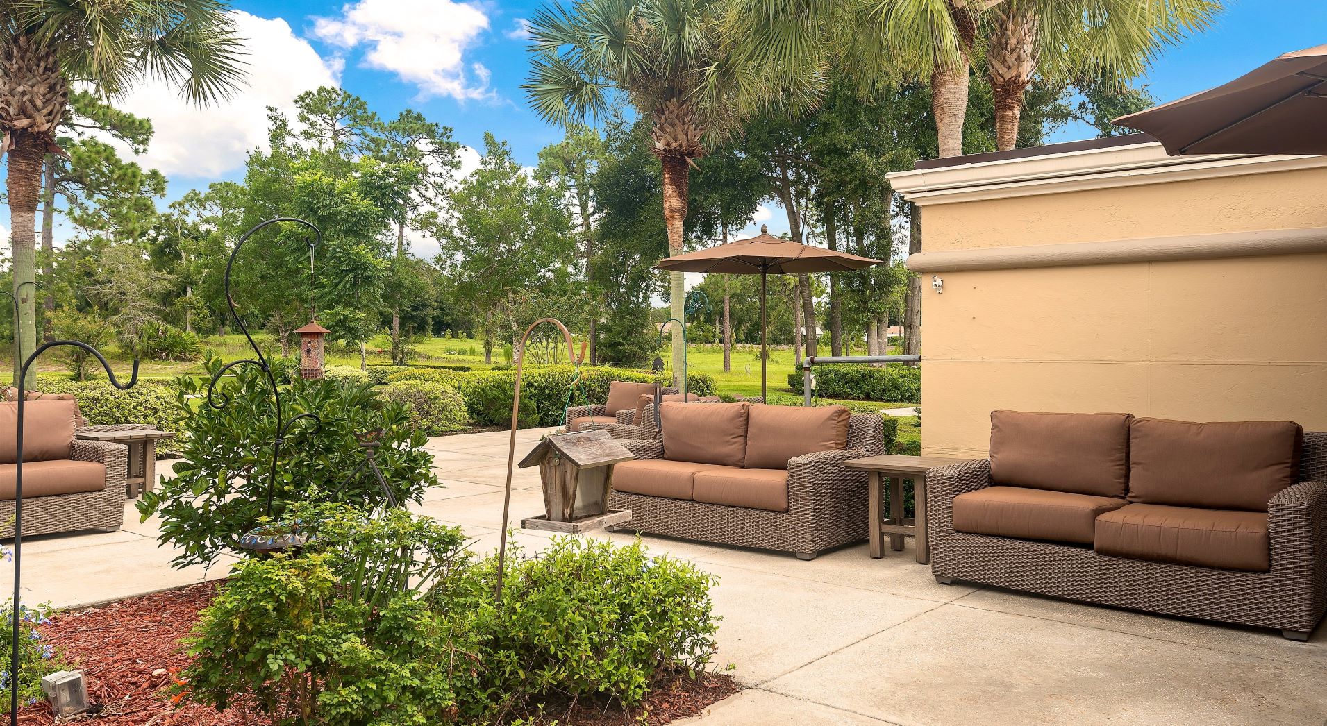 Come and see the wonderful life at Pacifica Senior Living Ocala. 