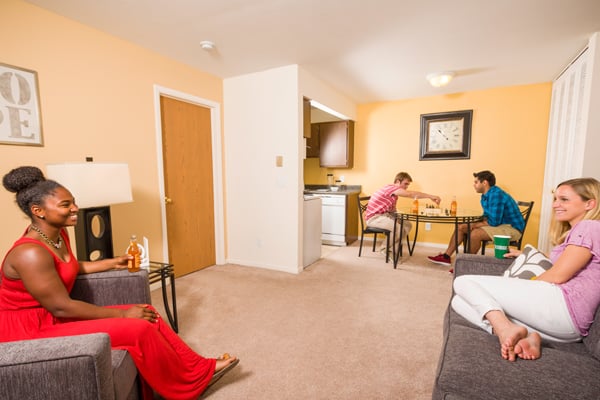 Woodside South Apartments | East Lansing Apartments Near Michigan State University