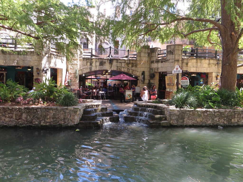 A Guide to the San Antonio Riverwalk | MELA Luxury Apartments