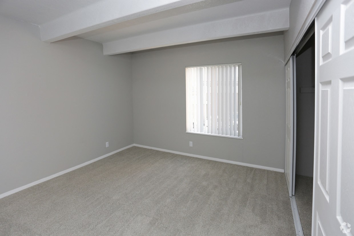 Bonterra Lakeside Apartments