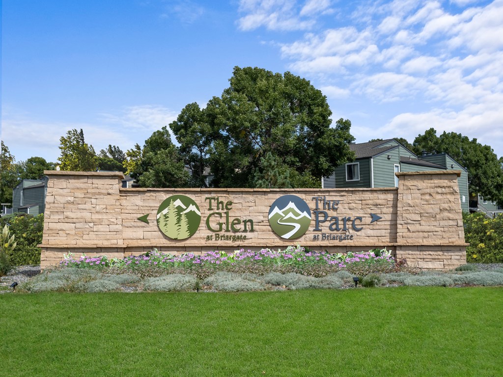 Monument Signage at The Glen at Briargate, Colorado Springs