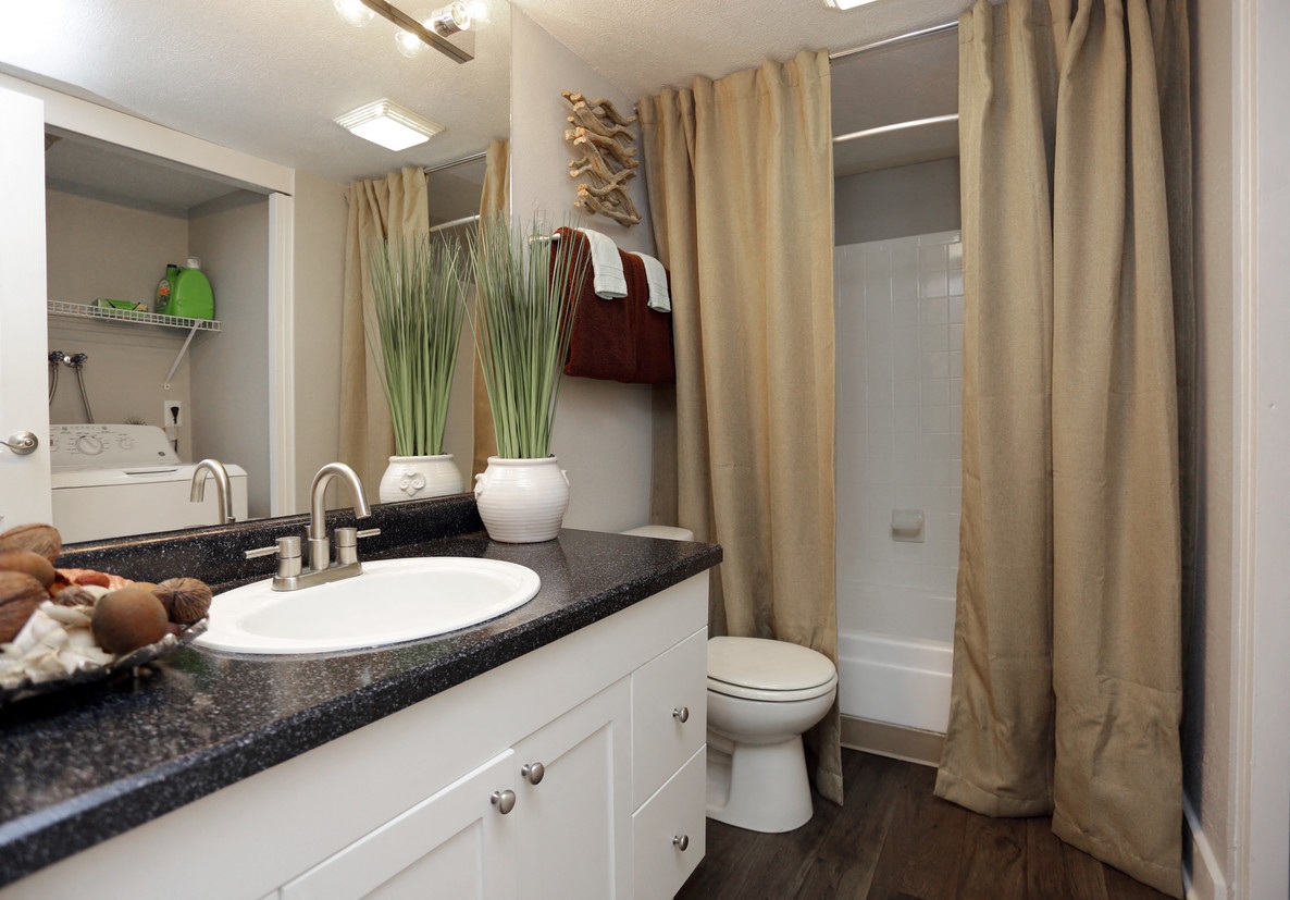 Bonterra Lakeside Apartments