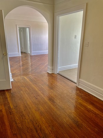 112 Lincoln Place - Photo Gallery 3