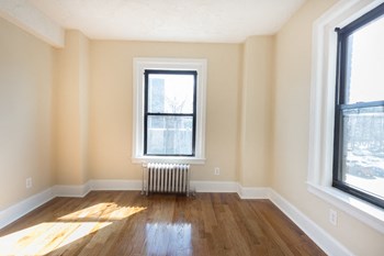 120 South Harrison - Photo Gallery 4
