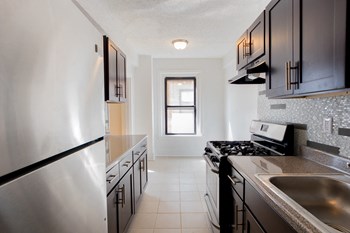 120 South Harrison - Photo Gallery 3