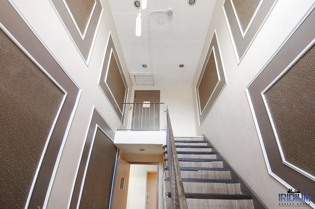 161 N Arlington Avenue