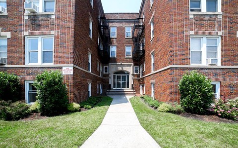 Spaxel 993-999 stuyvesant avenue