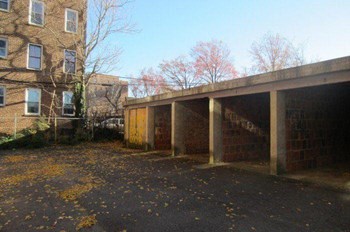 17 Summit Street