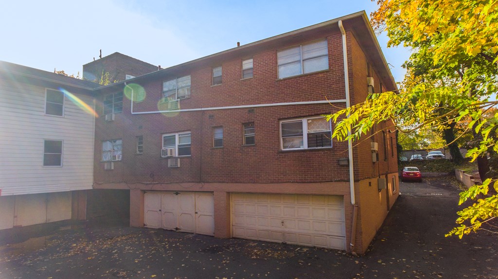 161 N Arlington Avenue