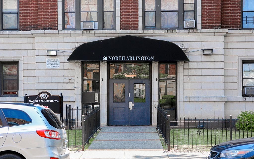 Spaxel 60 N arlington