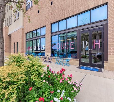 250 W Lancaster Road Studio-2 Beds Apartment for Rent