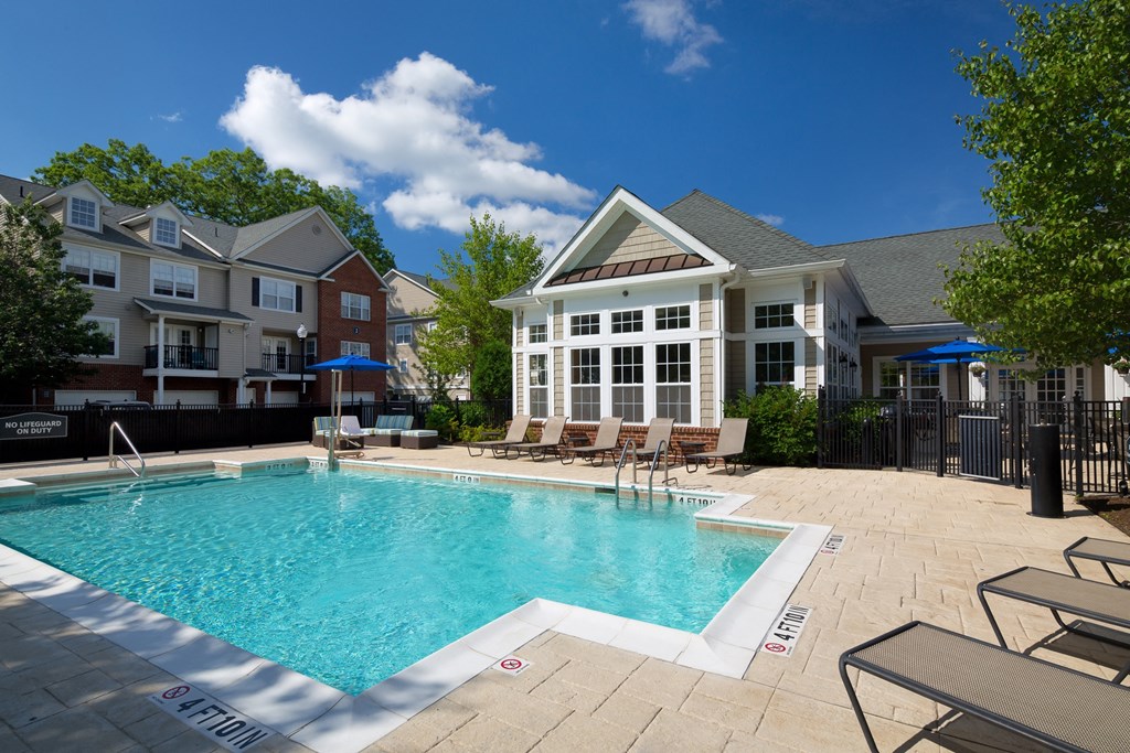 the preserve at ballantyne commons pool and apartment building
