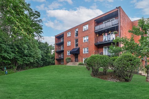 39 Broad Street Extension 2 Beds Apartment for Rent