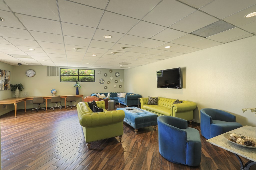 Resident Lounge at the verandas apartments in canoga park ca