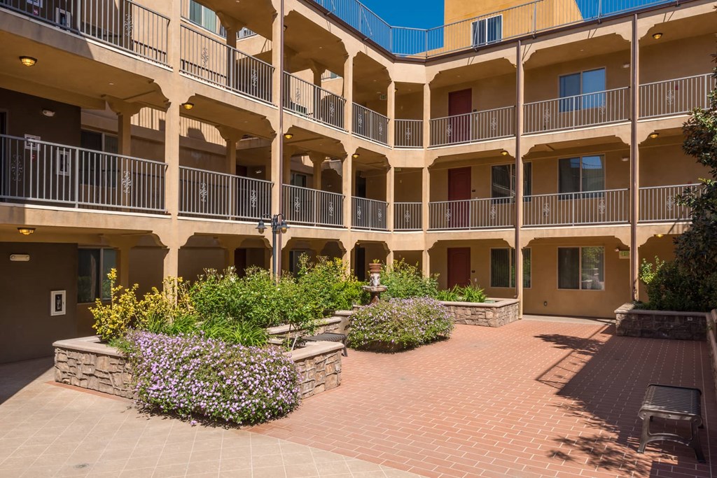 Lush Courtyards with Trickling Fountains at The Verandas, Canoga Park, California