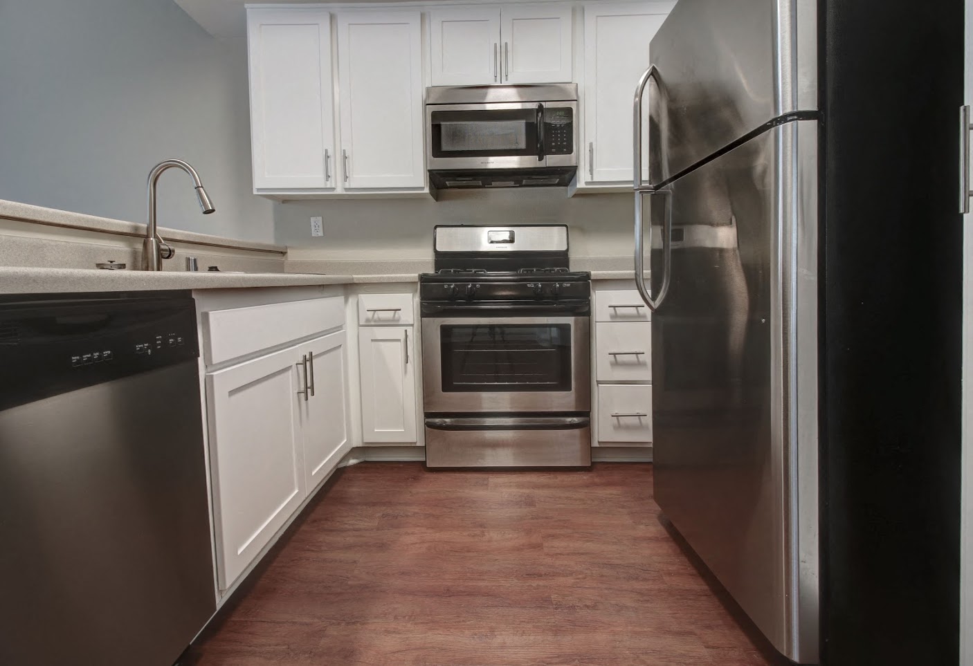 Stainless Steel appliances at Legends at Rancho Belago, Moreno Valley 92553