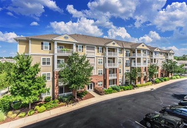 Architecture at Rose Heights apartments, North Carolina, 27613 - Photo Gallery 4