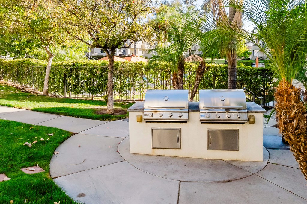 Grill Station at Legends at Rancho Belago, Moreno Valley