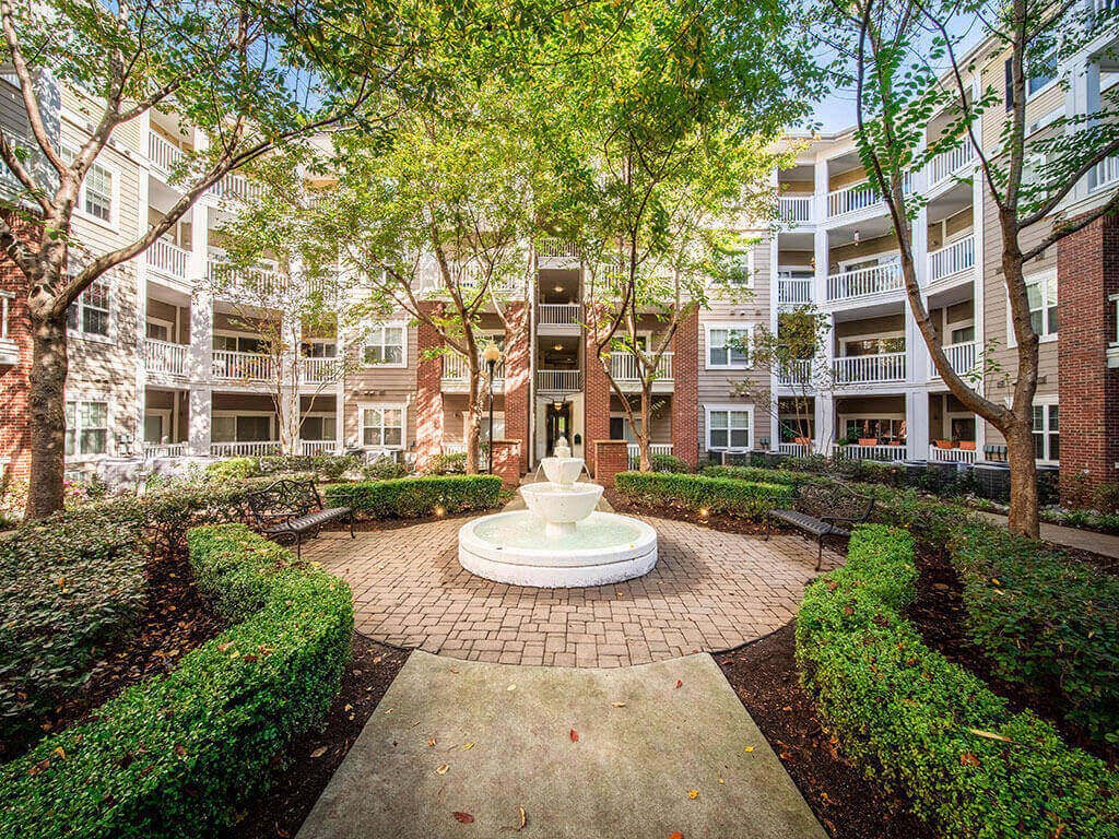 Courtyard Fountain at Rose Heights Apartments, Raleigh, 27613