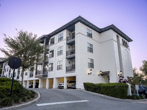 Exterior Landscape at Azul Baldwin Park, Florida