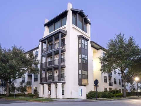 Exterior View at Azul Baldwin Park, Orlando, Florida