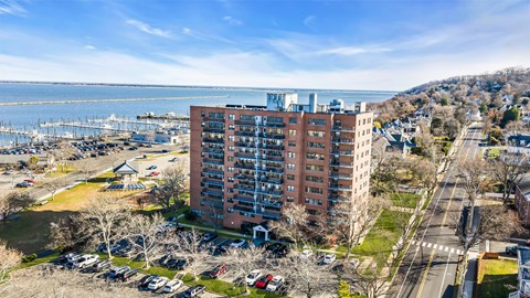 10 Ocean Boulevard Studio-3 Beds Apartment for Rent