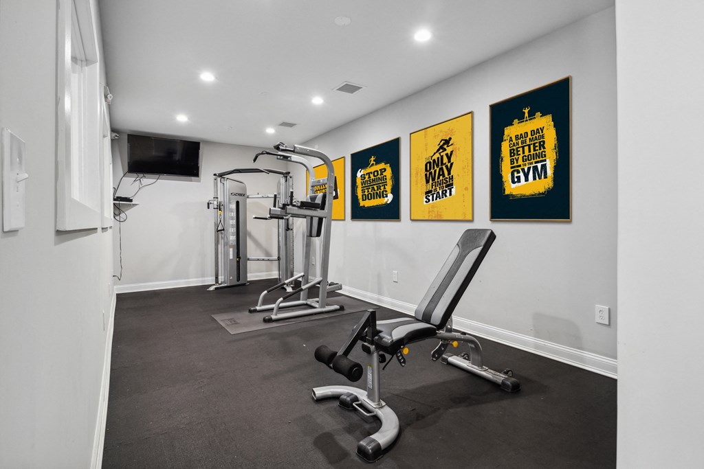 the gym at the flats at big tex apartments